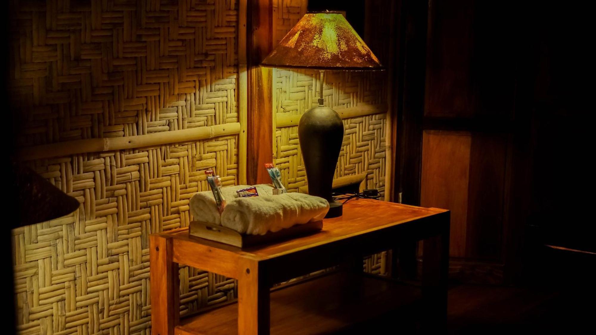 Costa Beach Resort & Club Waingapu Pokoj fotografie